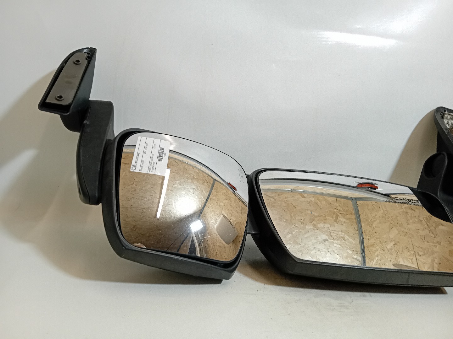 Left Mirror IVECO Stralis | 12 -  Imagem-1