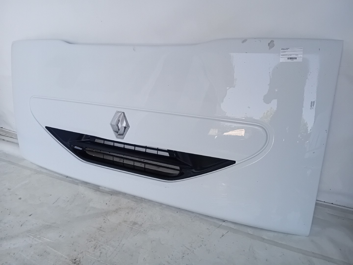Grelha da Frente RENAULT TRUCKS Midlum | 00 -  Imagem-1