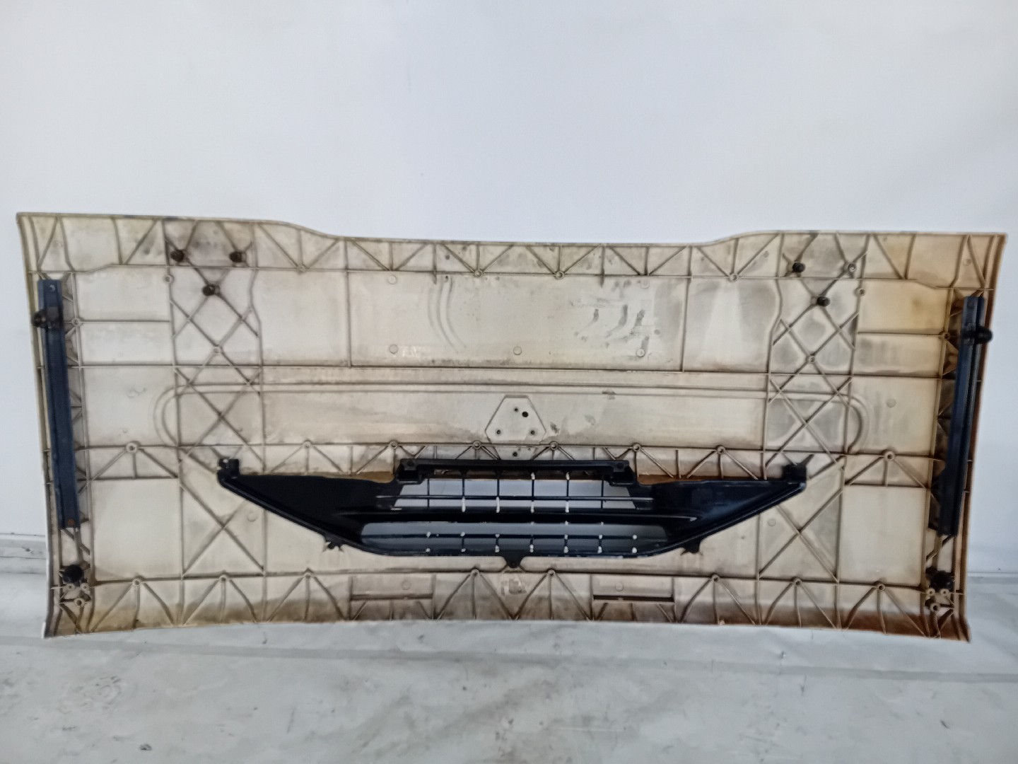 Grelha da Frente RENAULT TRUCKS Midlum | 00 -  Imagem-6