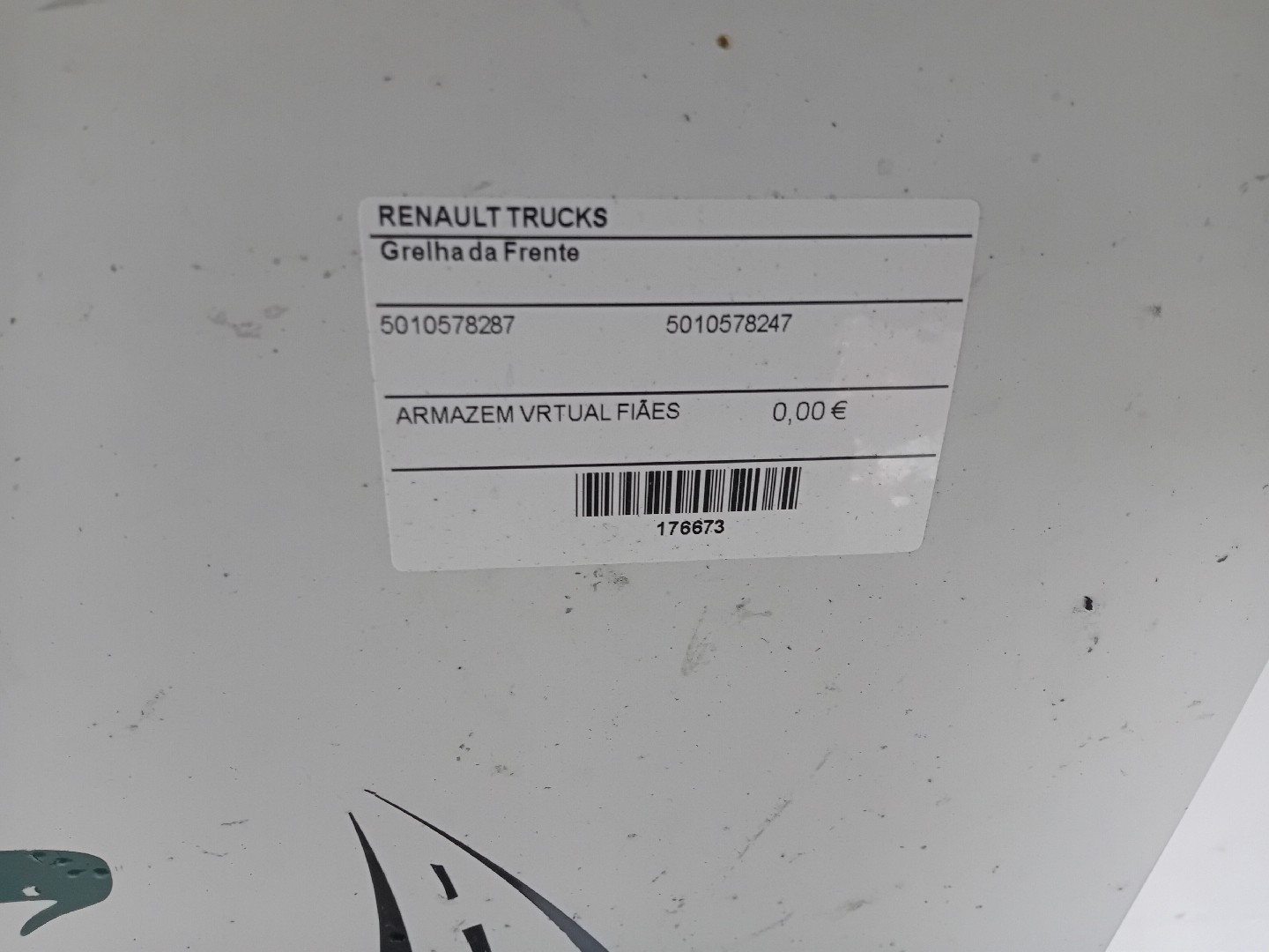 Grelha da Frente RENAULT TRUCKS Premium | 96 -  Imagem-4
