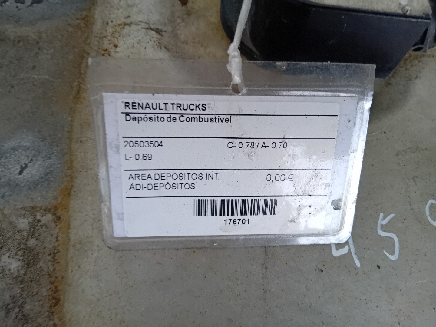 Fuel Tank RENAULT TRUCKS Premium | 96 -  Imagem-3