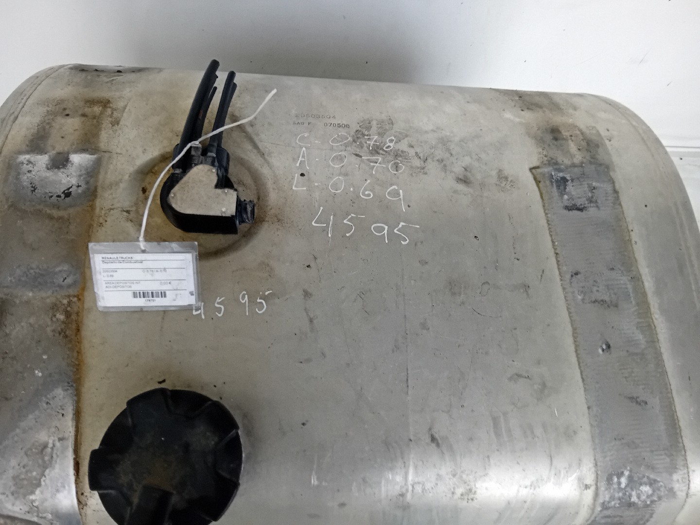 Fuel Tank RENAULT TRUCKS Premium | 96 -  Imagem-2