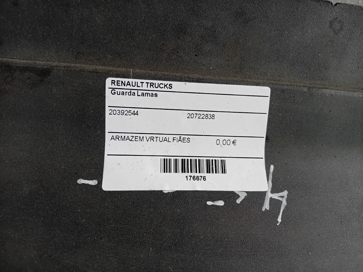 Guarda Lamas RENAULT TRUCKS Premium | 96 -  Imagem-4
