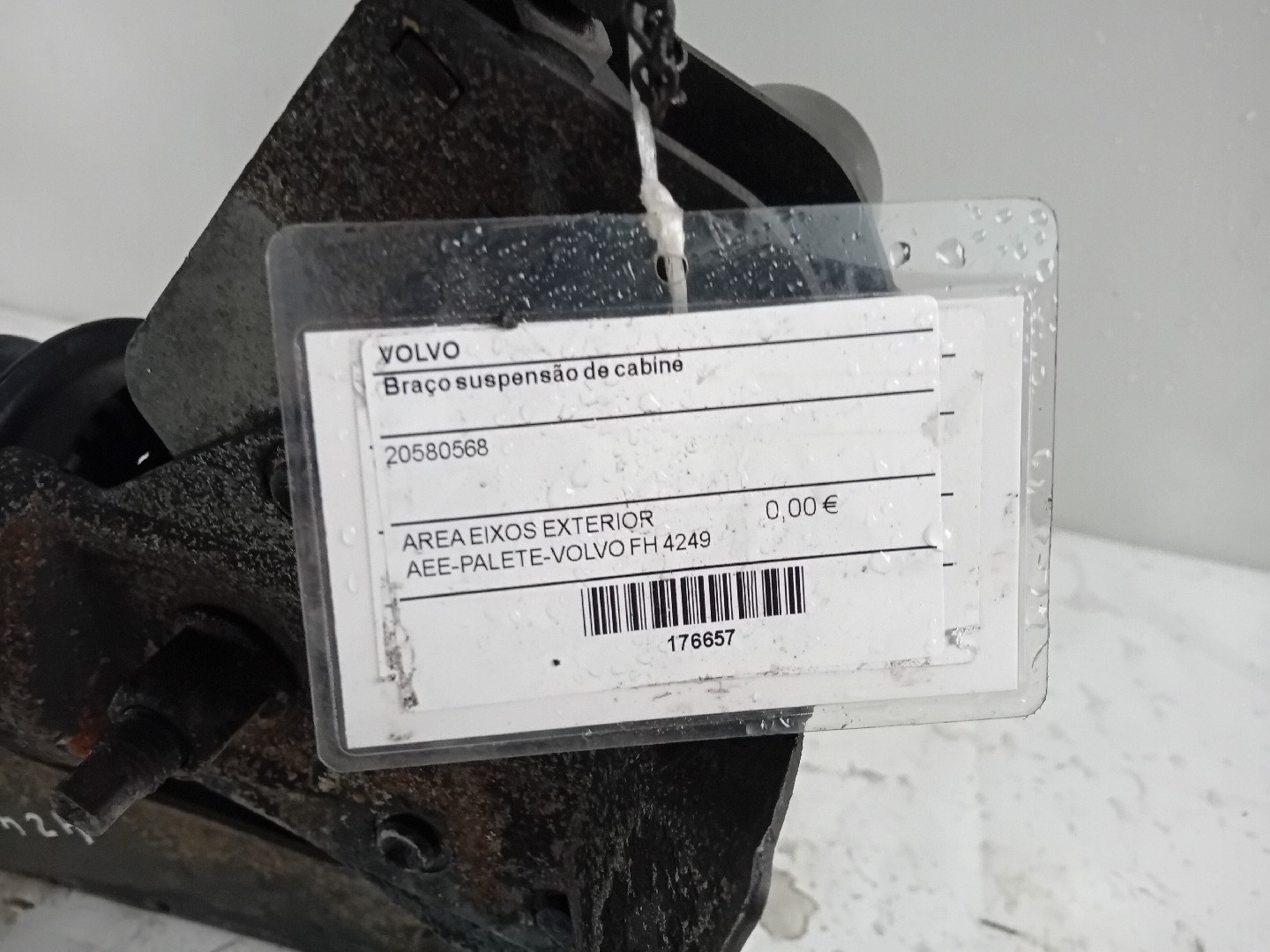 Braço suspensão de cabine  VOLVO FH | 05 -  Imagem-3
