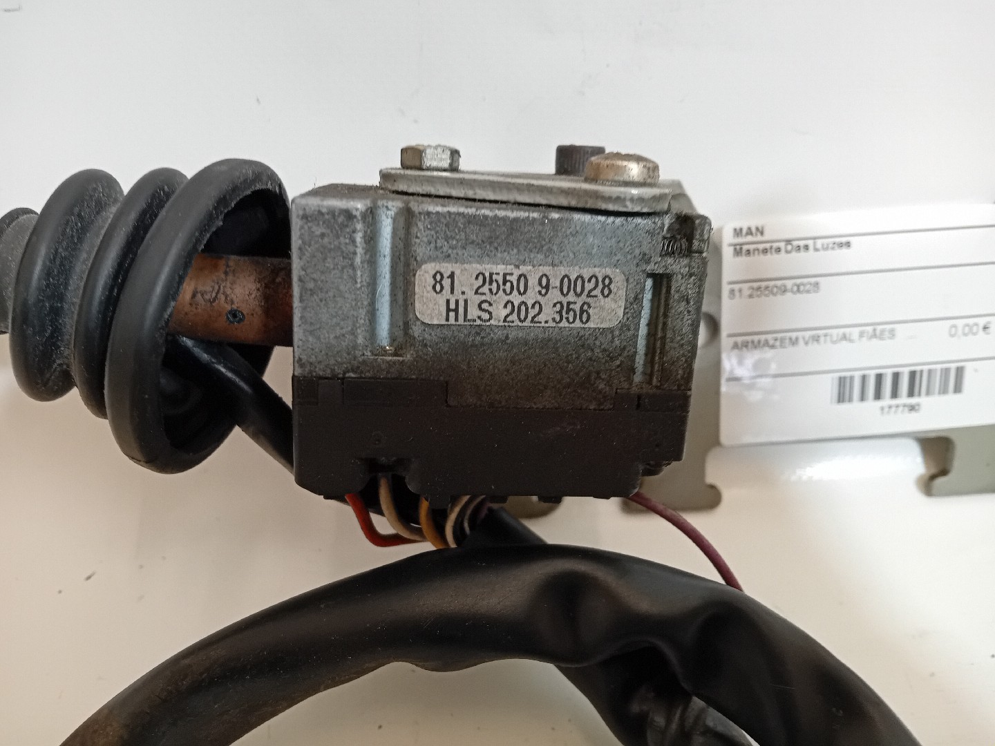 MANETE DAS LUZES MAN L 2000 | 93 -  Imagem-4