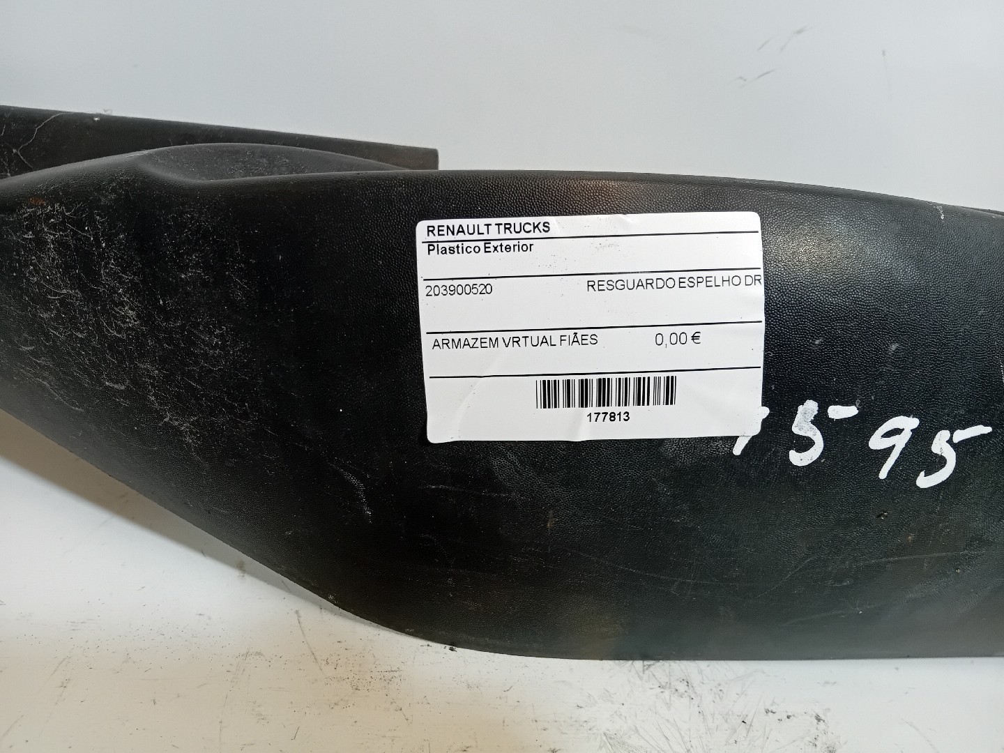 Plastico E>xterior RENAULT TRUCKS Premium | 96 -  Imagem-1