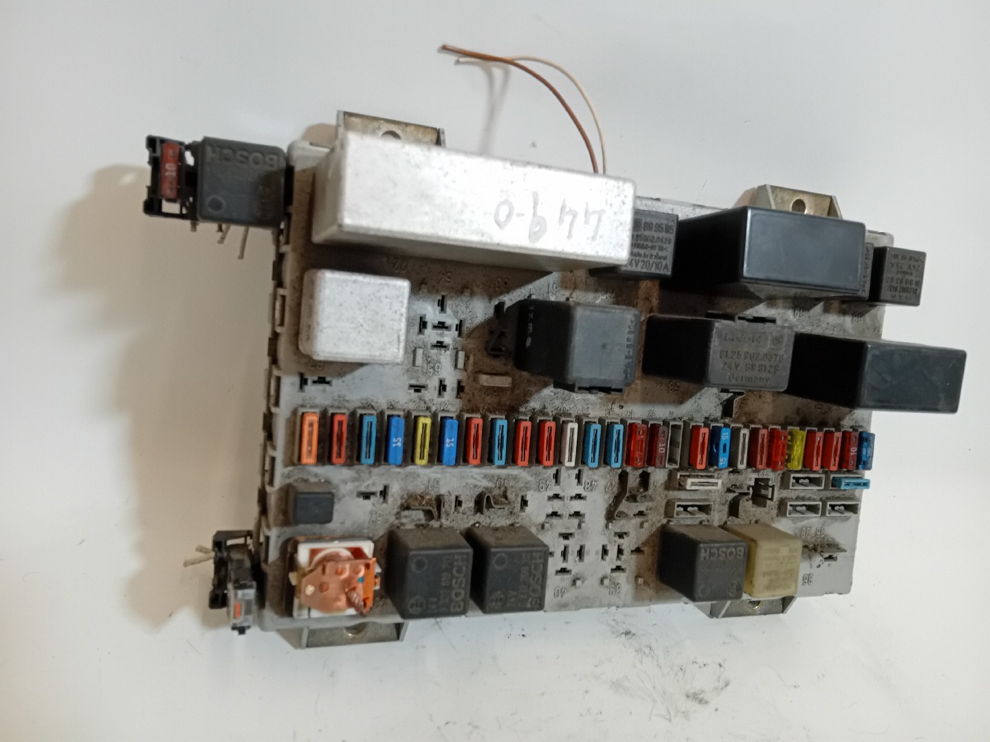 Caixa dos Fusíveis MAN L 2000 | 93 -  Imagem-1
