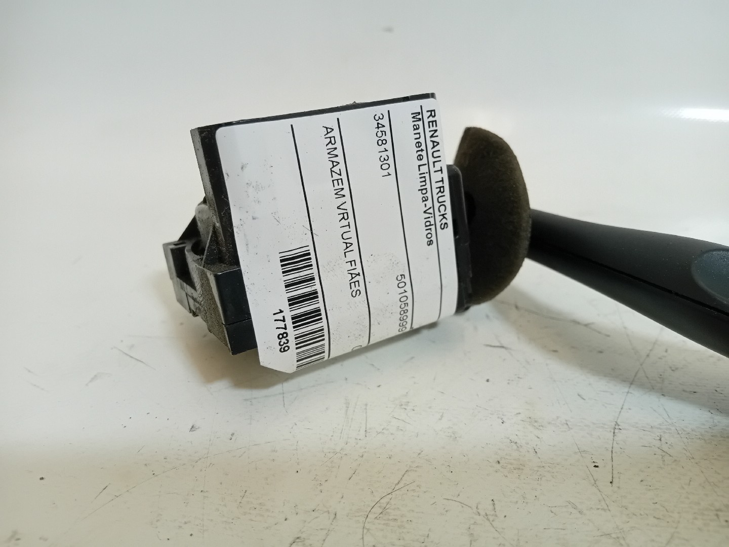 MANETE LIMPA-VIDROS RENAULT TRUCKS Premium | 96 -  Imagem-3