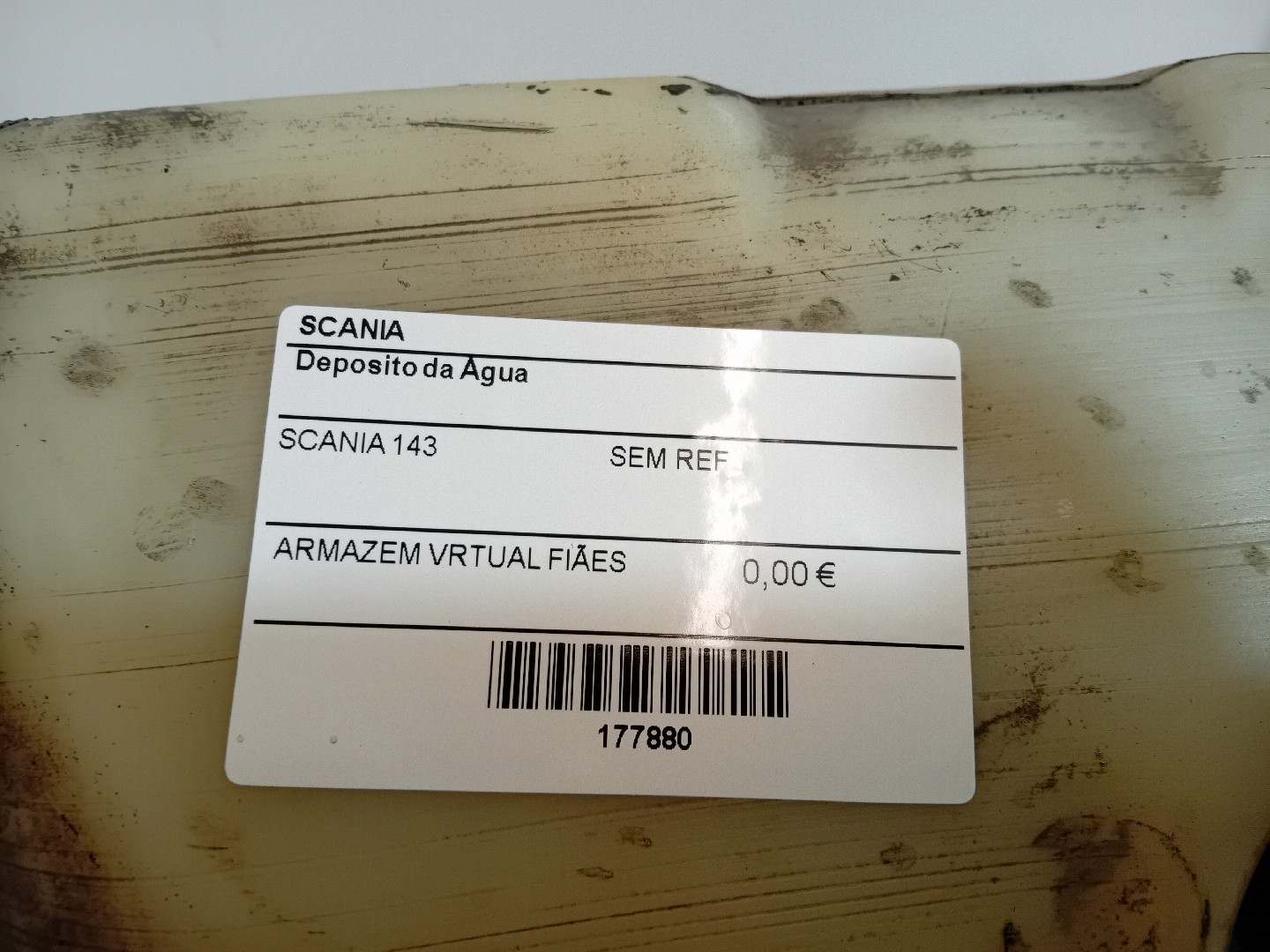 Deposito da Água SCANIA P,G,R,T - series | 03 -  Imagem-4