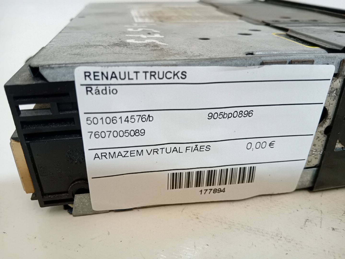 RADIO RENAULT TRUCKS Magnum | 90 - 92 Imagem-4