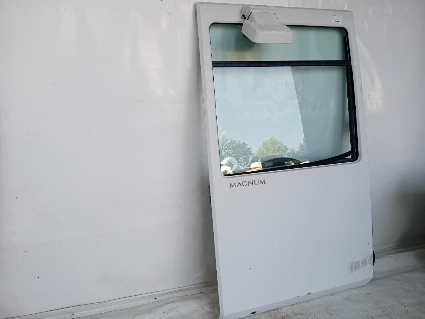 Porta Frente Dto RENAULT TRUCKS Magnum | 90 - 92 Imagem-1