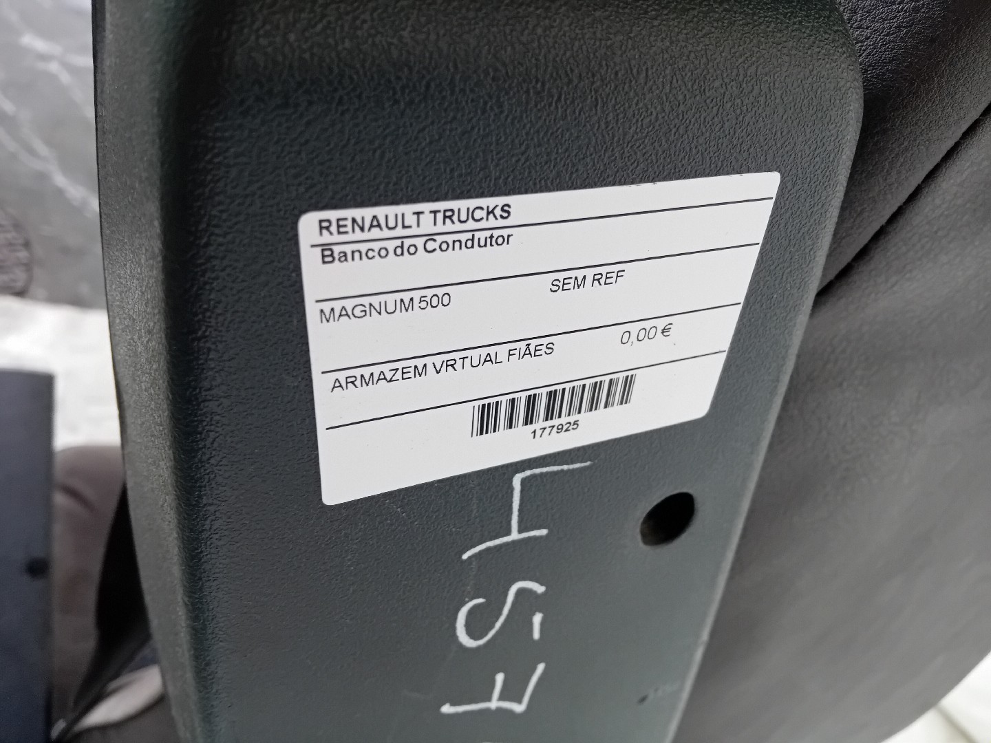 Banco do Condutor RENAULT TRUCKS Magnum | 90 - 92 Imagem-8