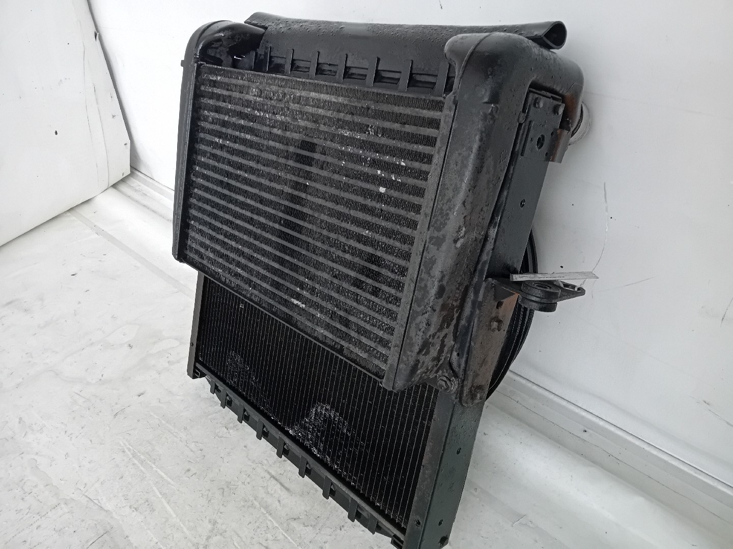 Radiador da água MAN L 2000 | 93 -  Imagem-2