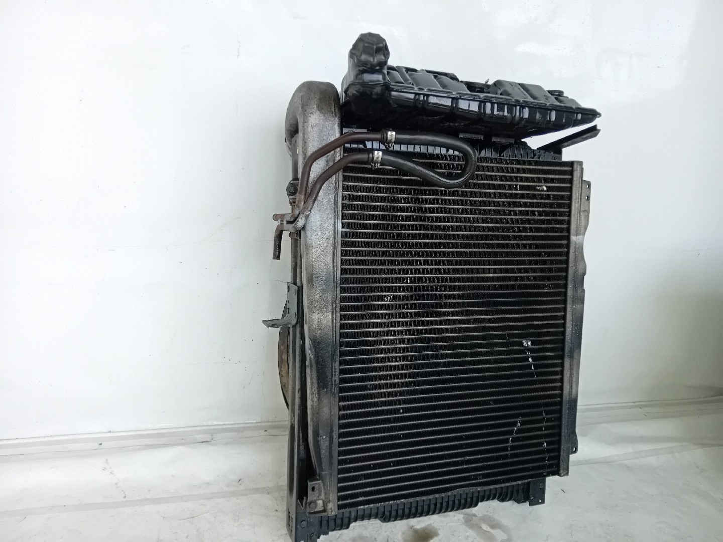 Water Radiator MERCEDES-BENZ ACTROS | 96 - 02 Imagem-1