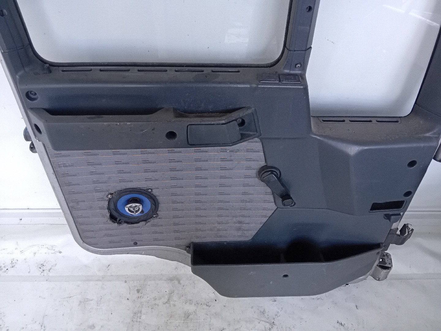 Front Door Left  MAN L 2000 | 93 -  Imagem-7