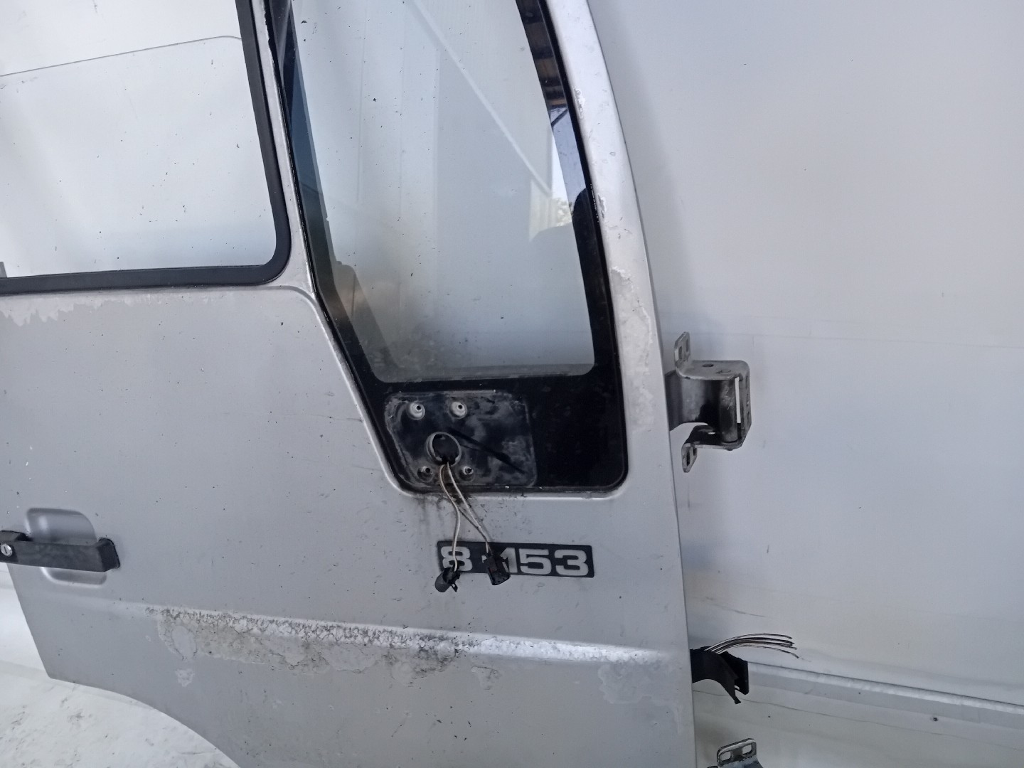 Front Door Right  MAN L 2000 | 93 -  Imagem-5