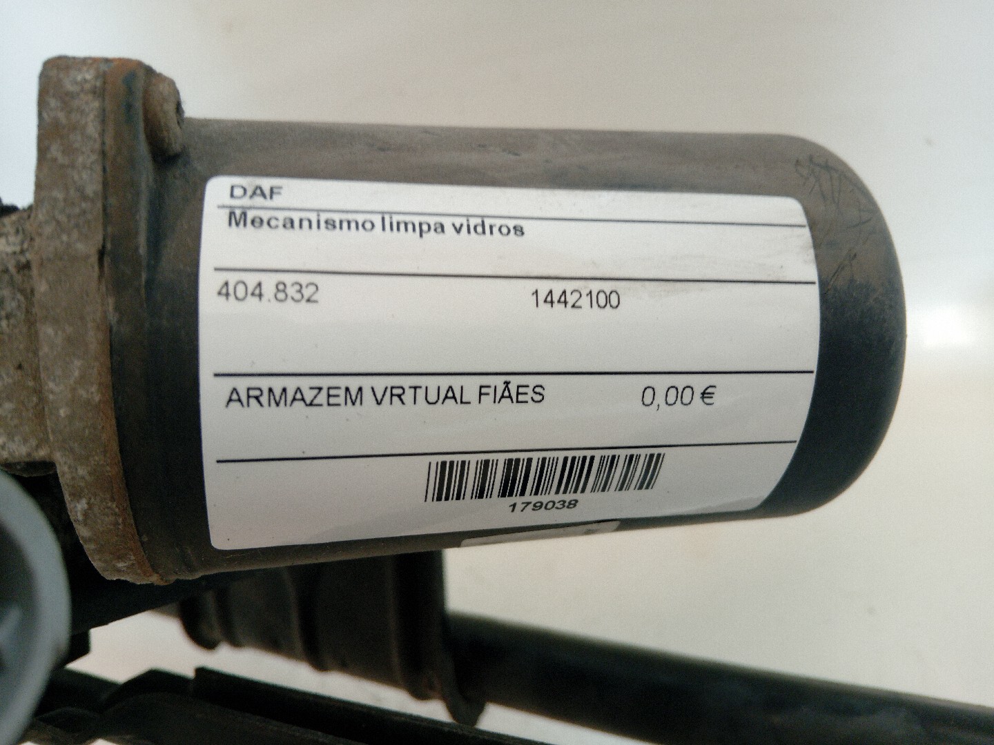 Mecanismo limpa vidros DAF CF 85 | 01 - 13 Imagem-5
