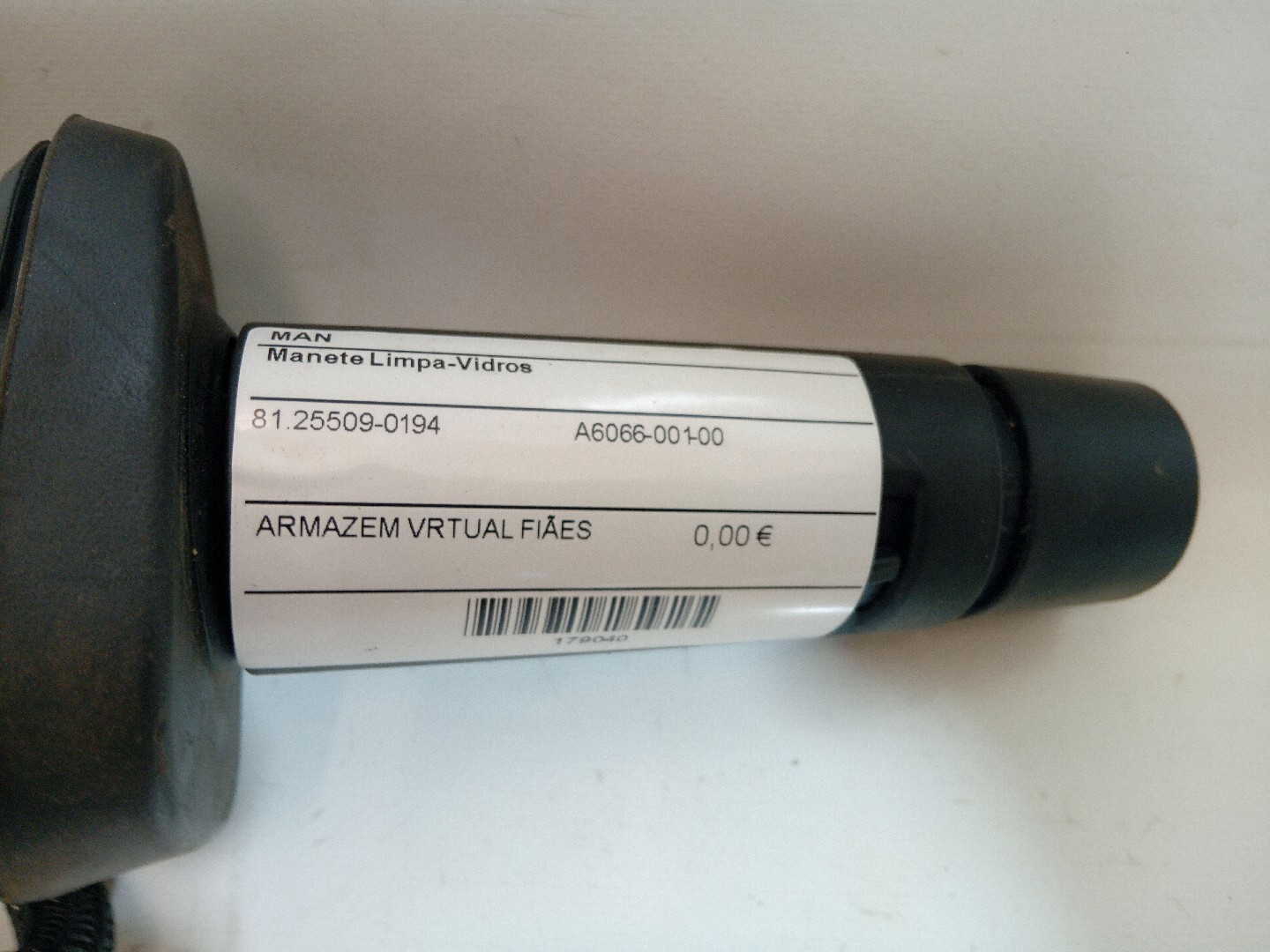 MANETE LIMPA-VIDROS MAN TGX | 07 -  Imagem-5