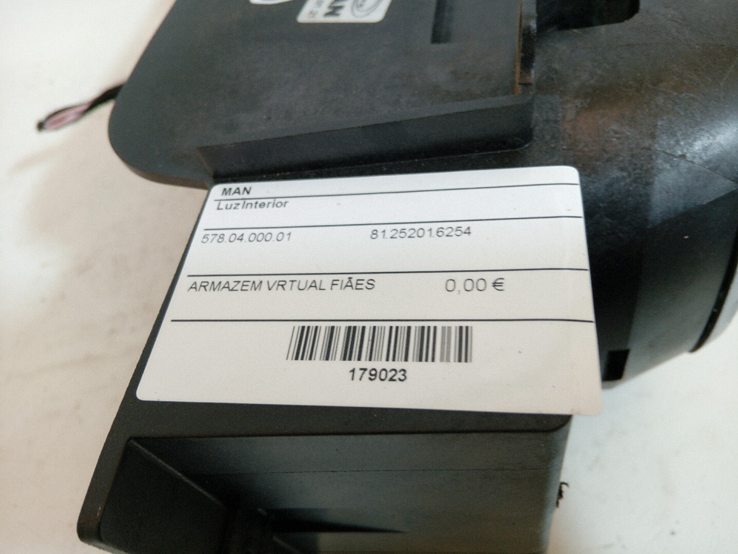 Luz Interior MAN TGX | 07 -  Imagem-2