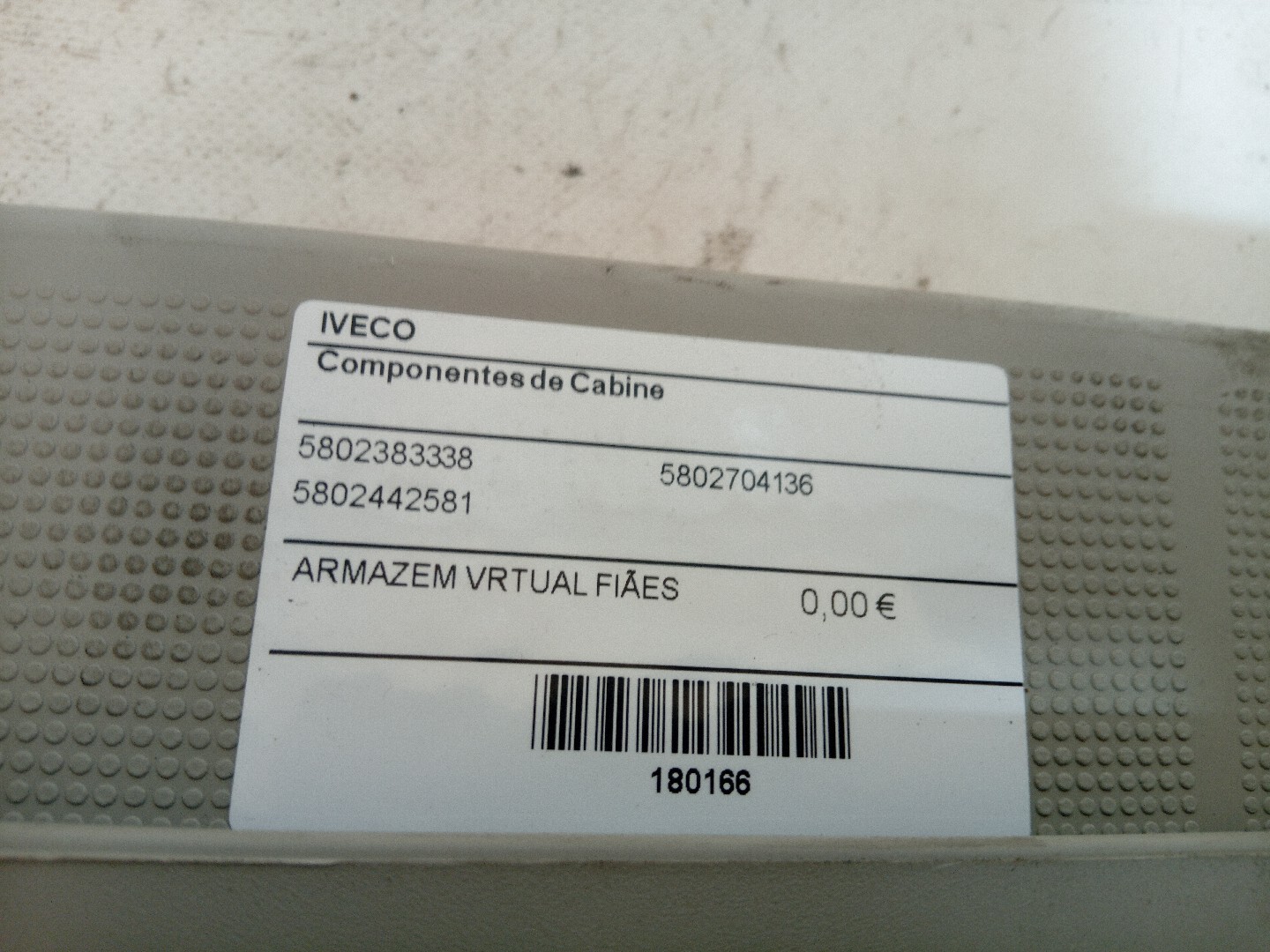 Componentes de Cabine IVECO Stralis | 12 -  Imagem-2