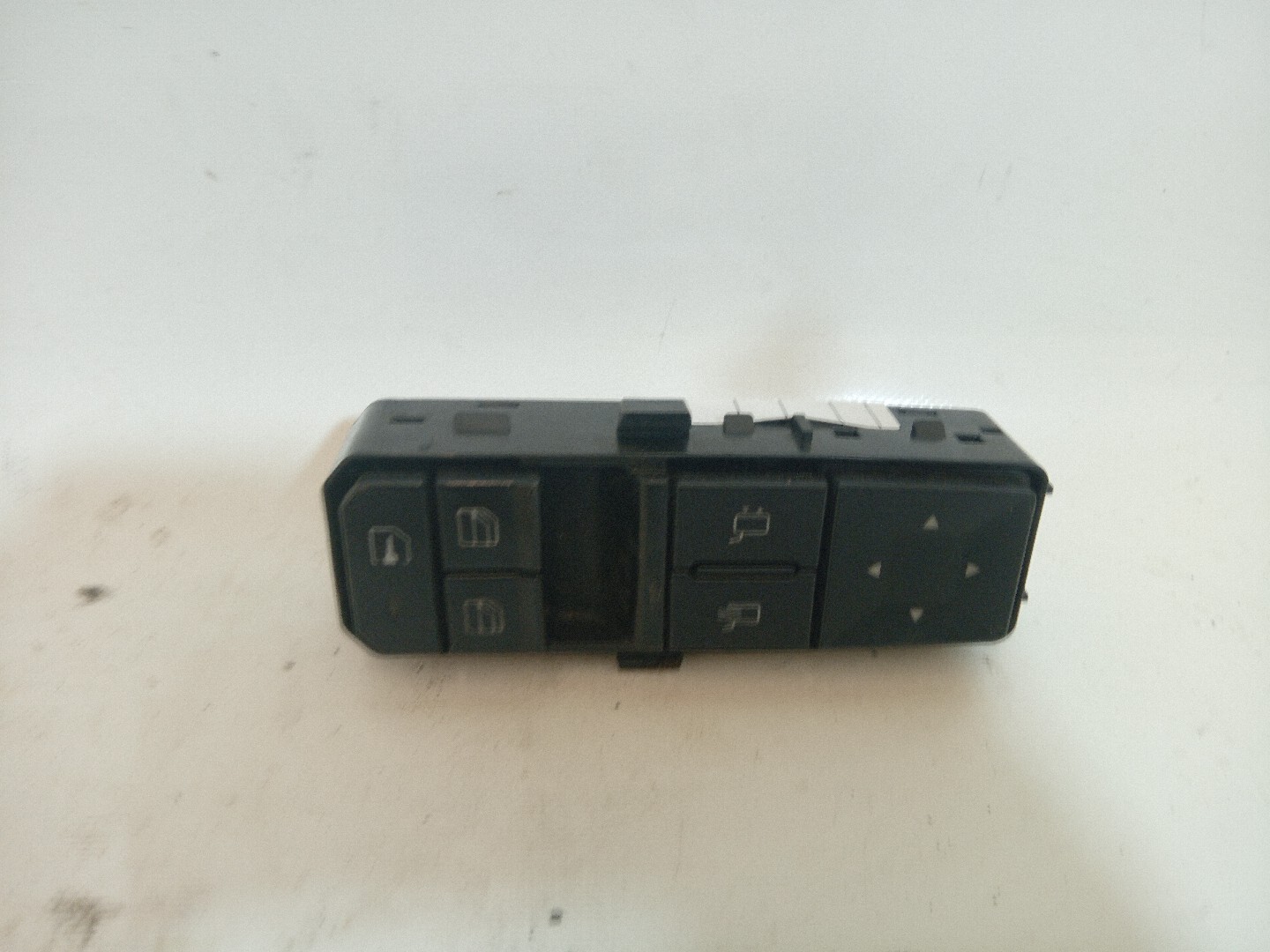 Controlador dos Vidros IVECO Stralis | 12 -  Imagem-1