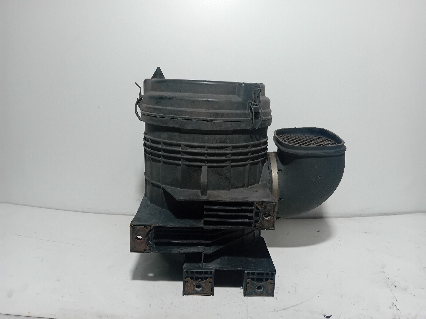 Caixa de Filtro de ar VOLVO FL 7 | 85 - 98 Imagem-7