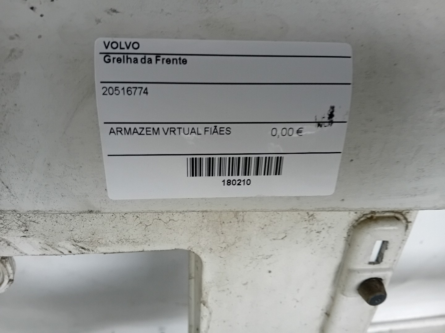 Grelha da Frente VOLVO FH | 05 -  Imagem-4
