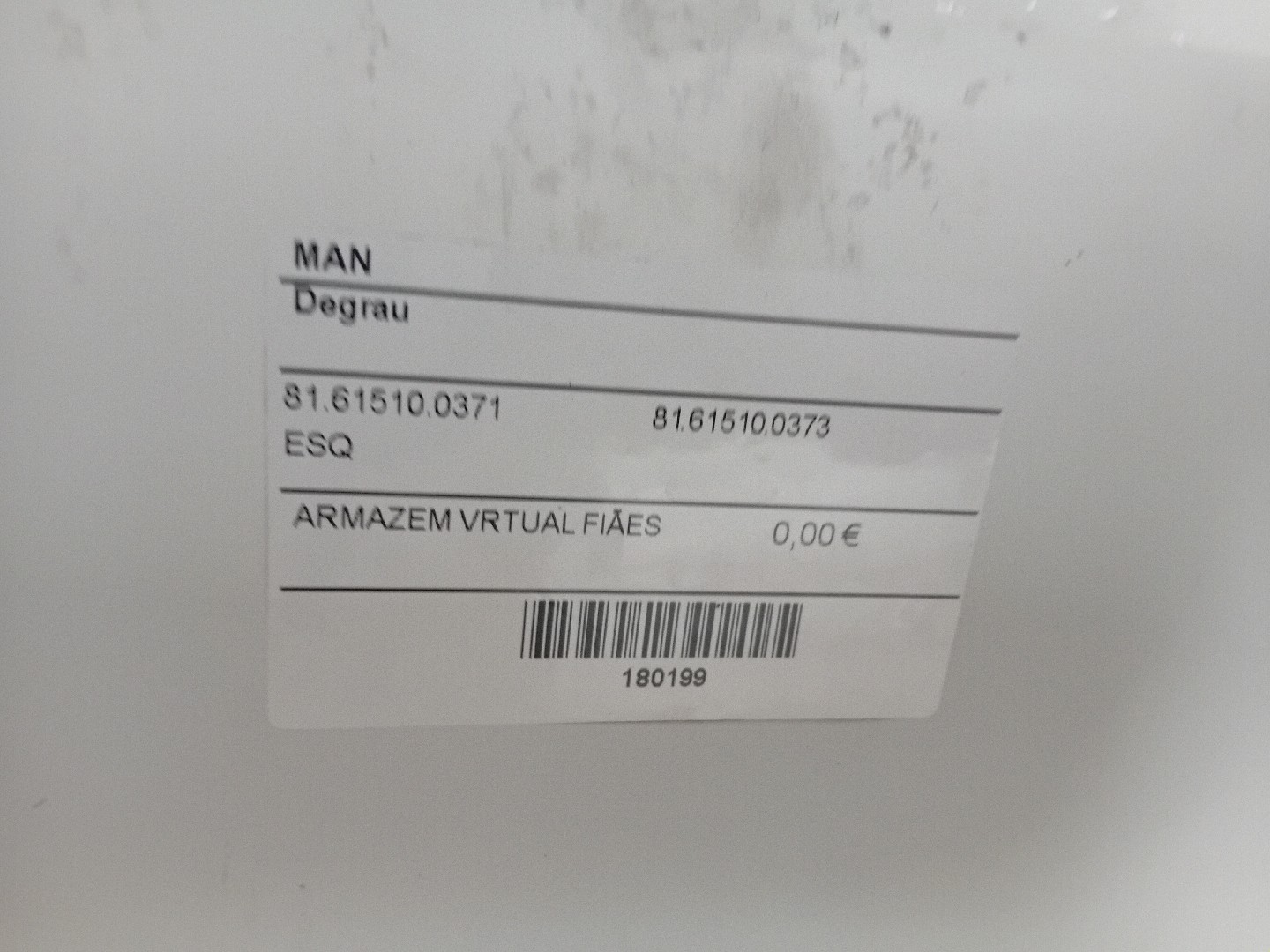 Degrau MAN TGA | 00 -  Imagem-3