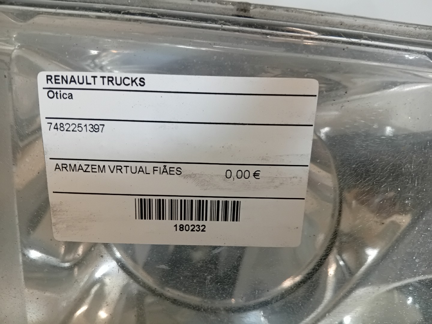 Otica RENAULT TRUCKS T-Serie | 13 -  Imagem-3