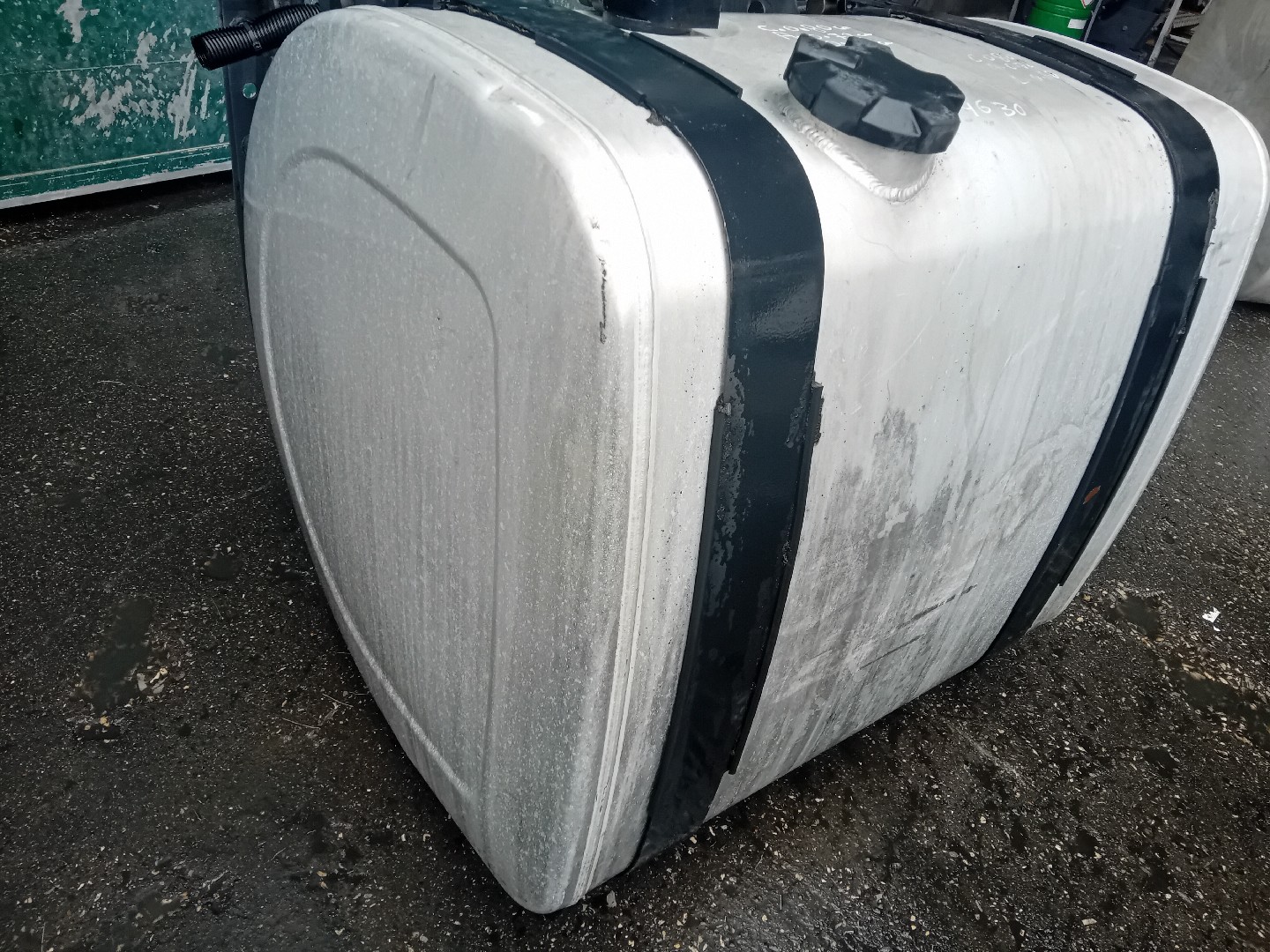 Fuel Tank VOLVO - Imagem-1