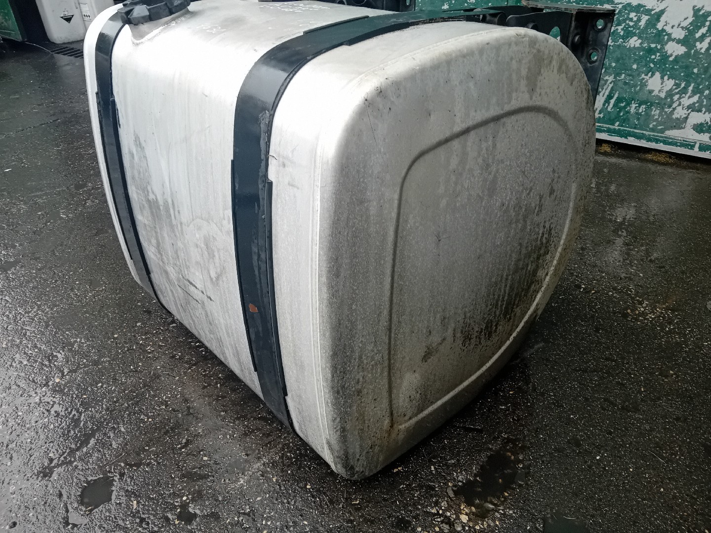 Fuel Tank VOLVO - Imagem-2