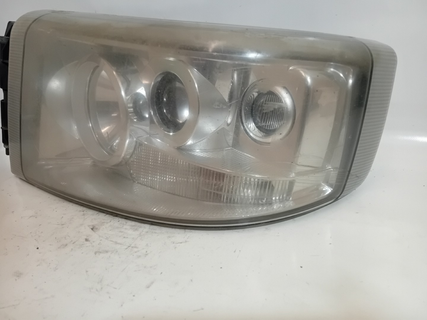 Ótica Esq RENAULT TRUCKS Premium | 96 -  Imagem-1