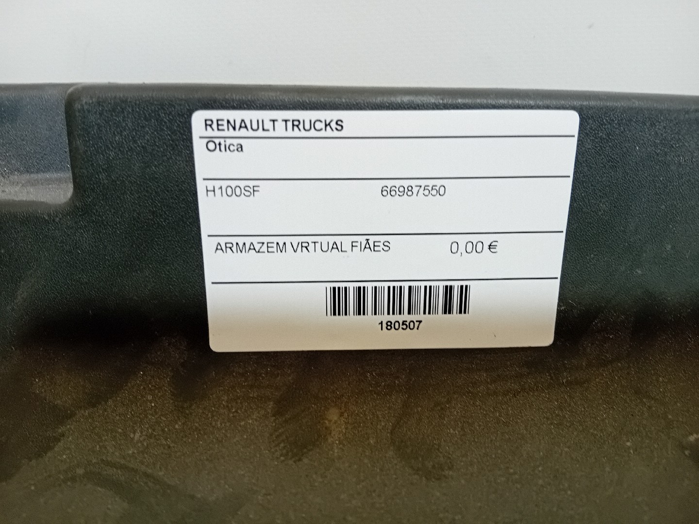 Otica RENAULT TRUCKS Premium | 96 -  Imagem-4