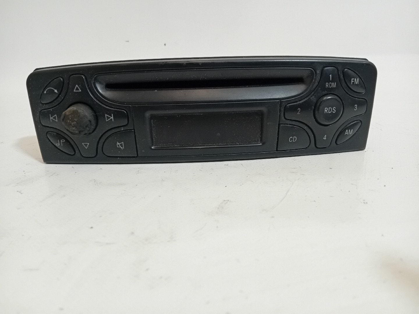 RADIO MERCEDES-BENZ C-CLASS (W203) | 00 - 07 Imagem-1