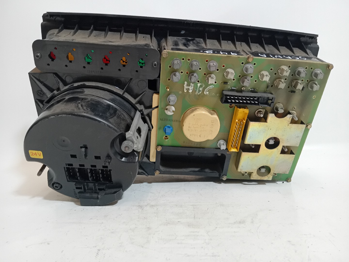 Quadrante SCANIA P,G,R,T - series | 03 -  Imagem-3