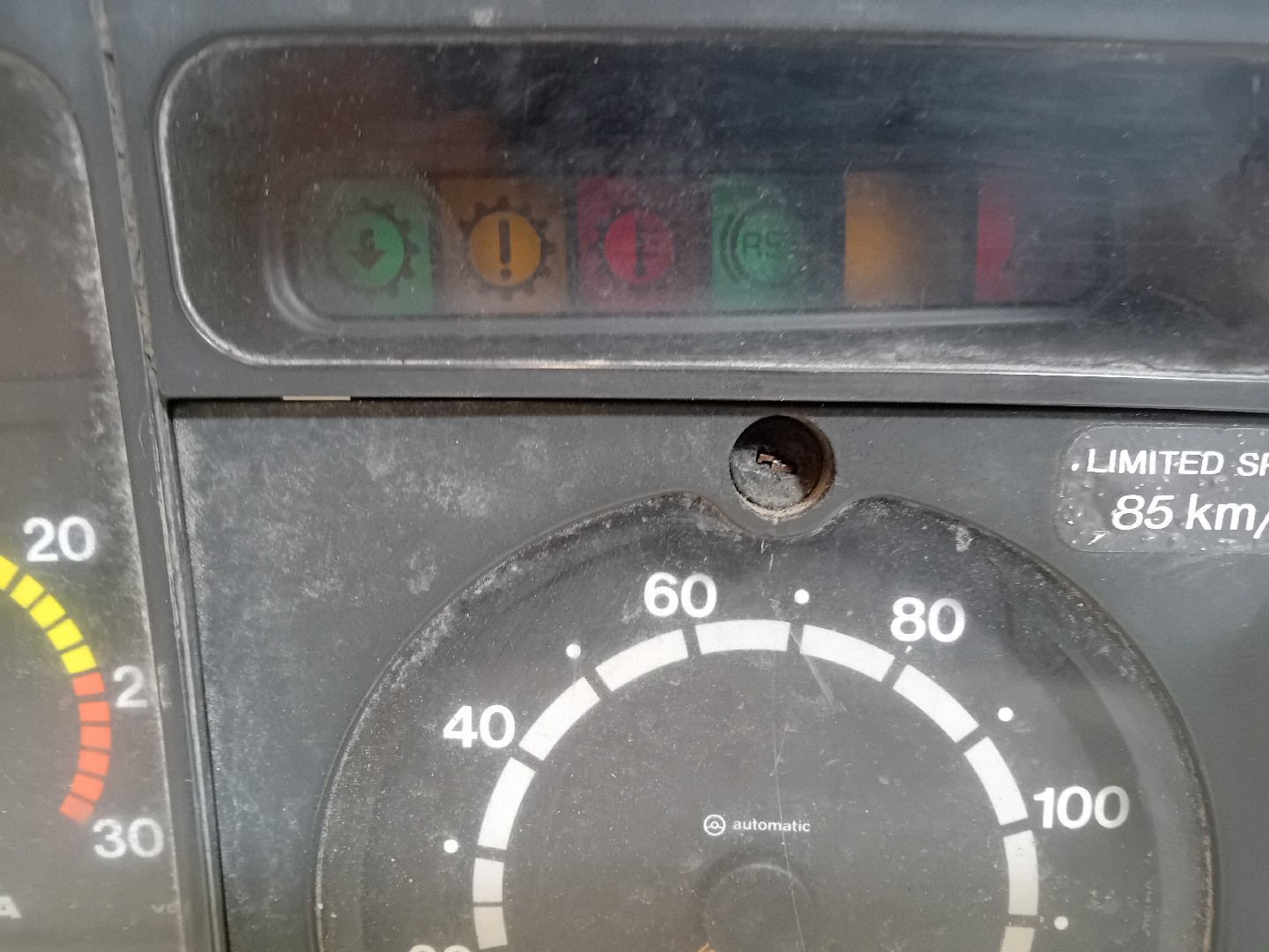 Quadrante SCANIA P,G,R,T - series | 03 -  Imagem-2