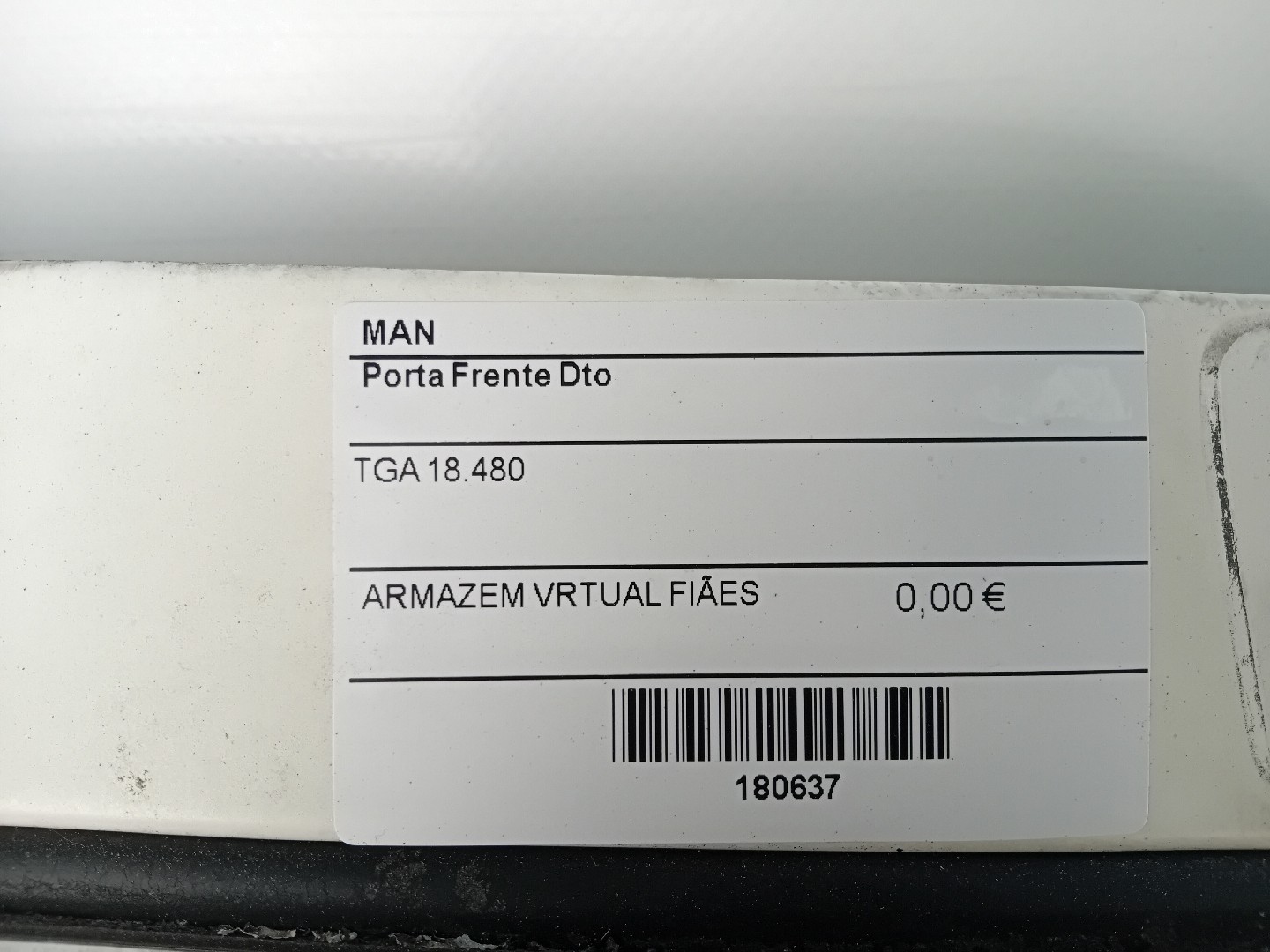 Porta Frente Dto MAN TGA | 00 -  Imagem-5