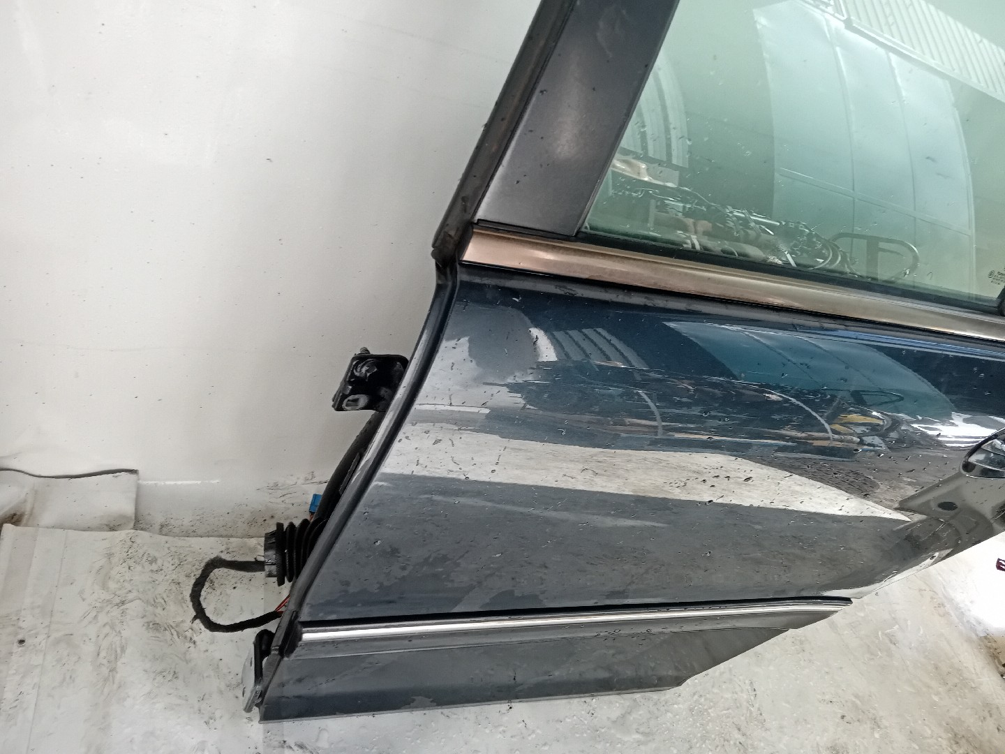 Rear Door Left MERCEDES-BENZ C-CLASS (W203) | 00 - 07 Imagem-3
