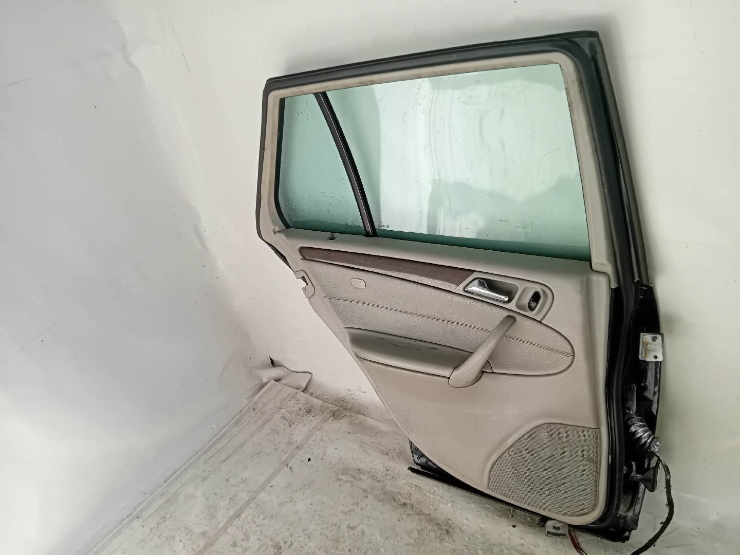Rear Door Left MERCEDES-BENZ C-CLASS (W203) | 00 - 07 Imagem-7
