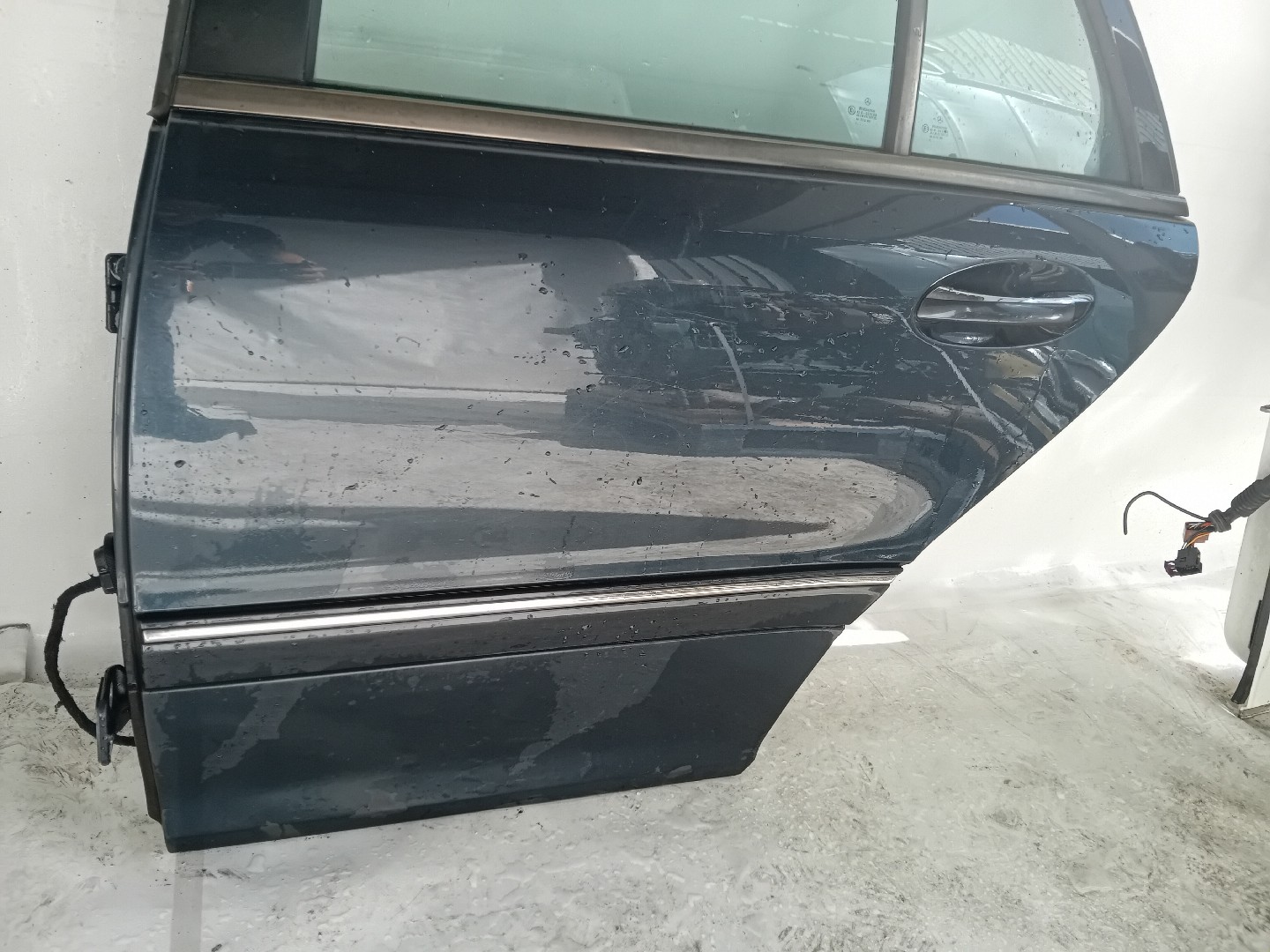 Rear Door Left MERCEDES-BENZ C-CLASS (W203) | 00 - 07 Imagem-4