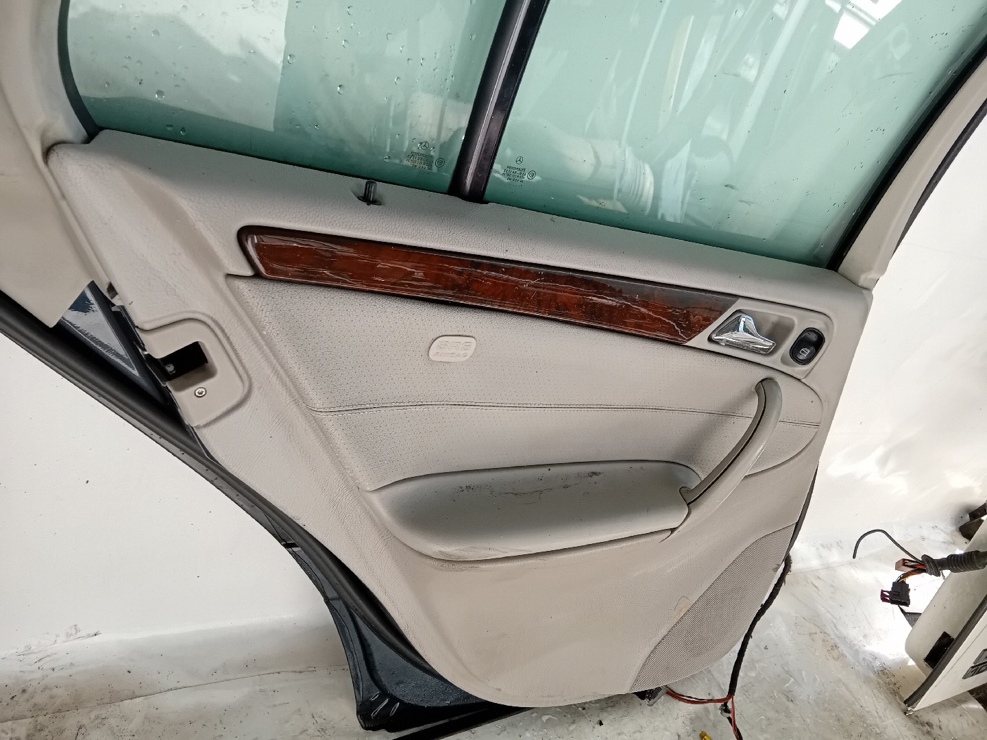 Rear Door Left MERCEDES-BENZ C-CLASS (W203) | 00 - 07 Imagem-9