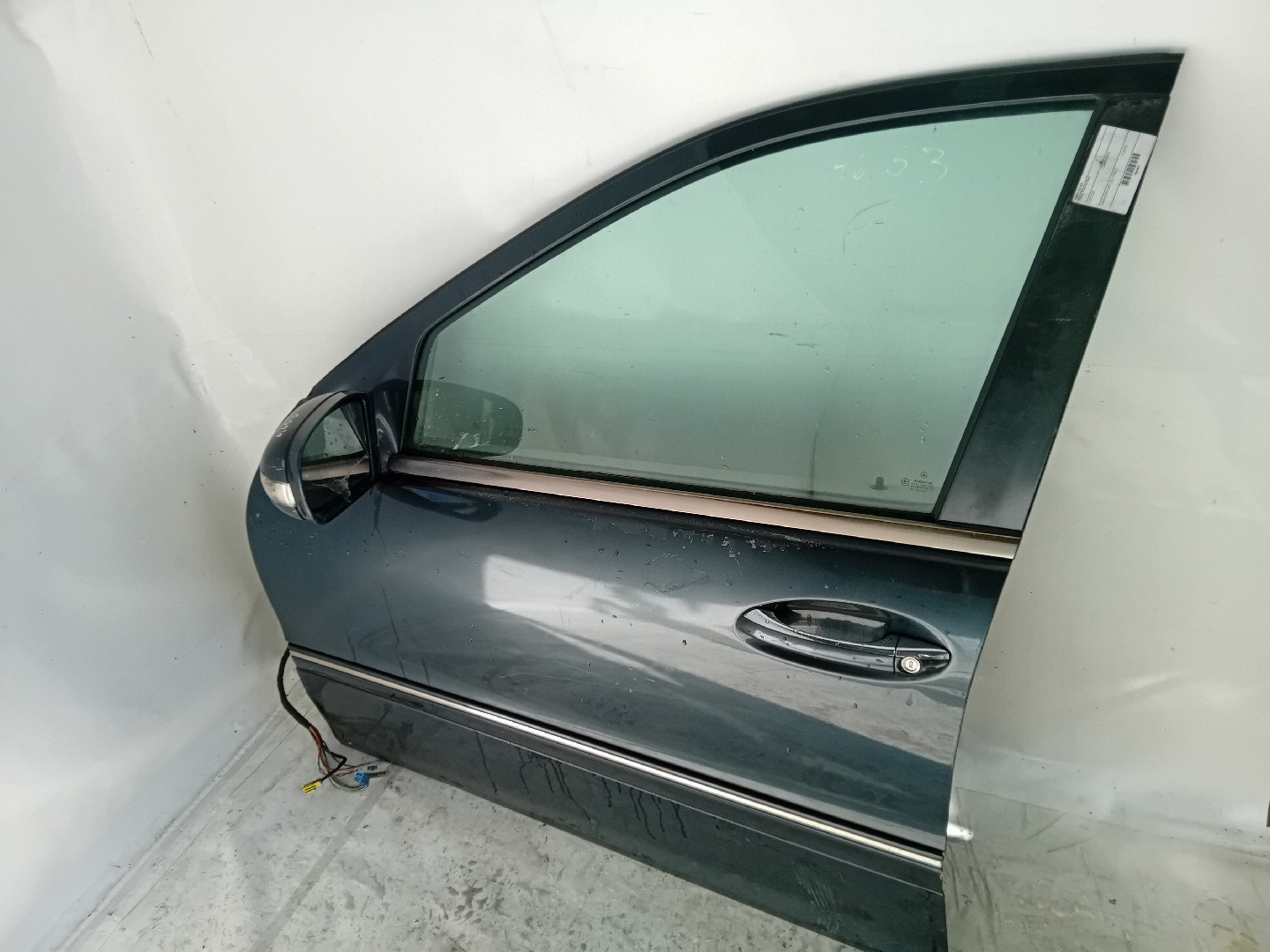 Front Door Left  MERCEDES-BENZ C-CLASS (W203) | 00 - 07 Imagem-1