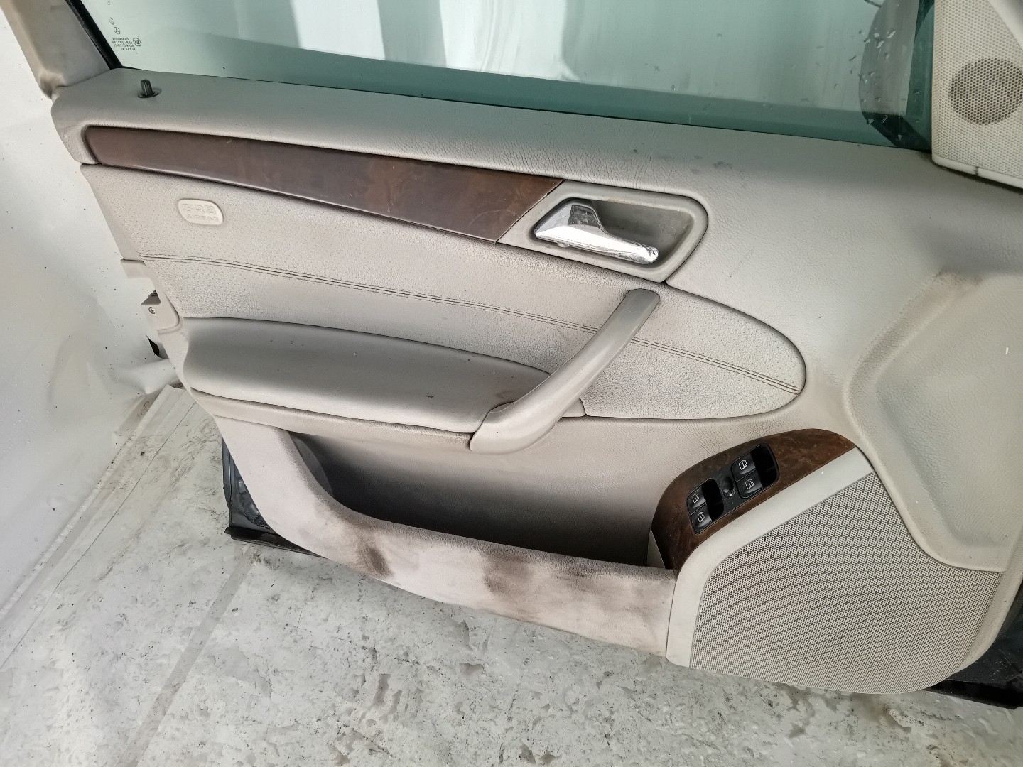 Front Door Left  MERCEDES-BENZ C-CLASS (W203) | 00 - 07 Imagem-8