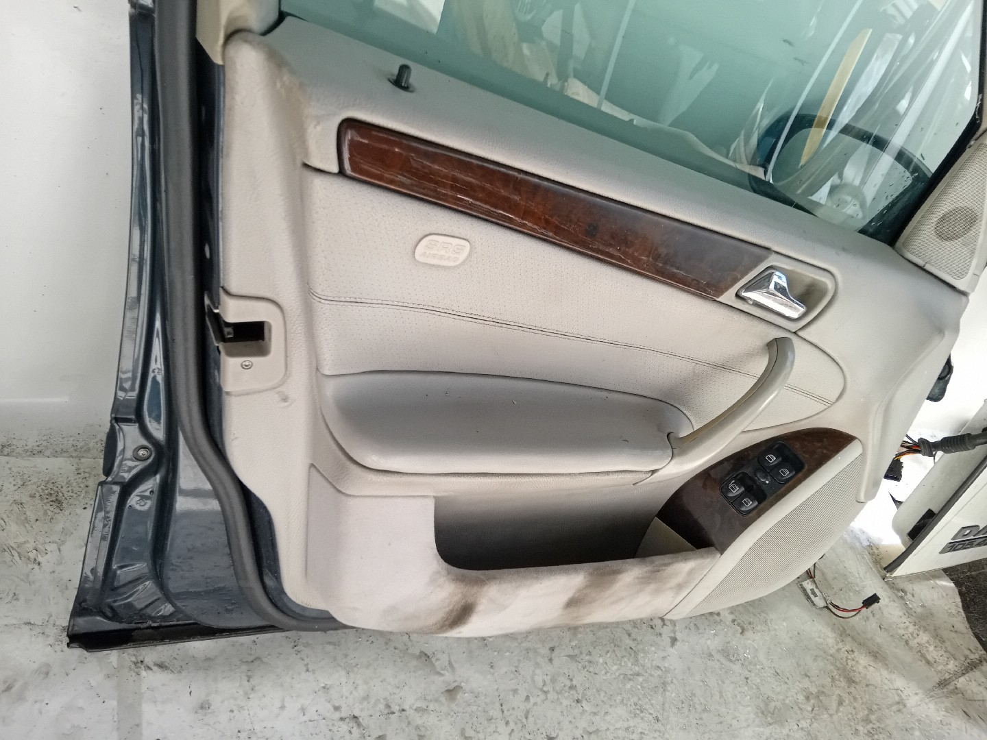 Front Door Left  MERCEDES-BENZ C-CLASS (W203) | 00 - 07 Imagem-9