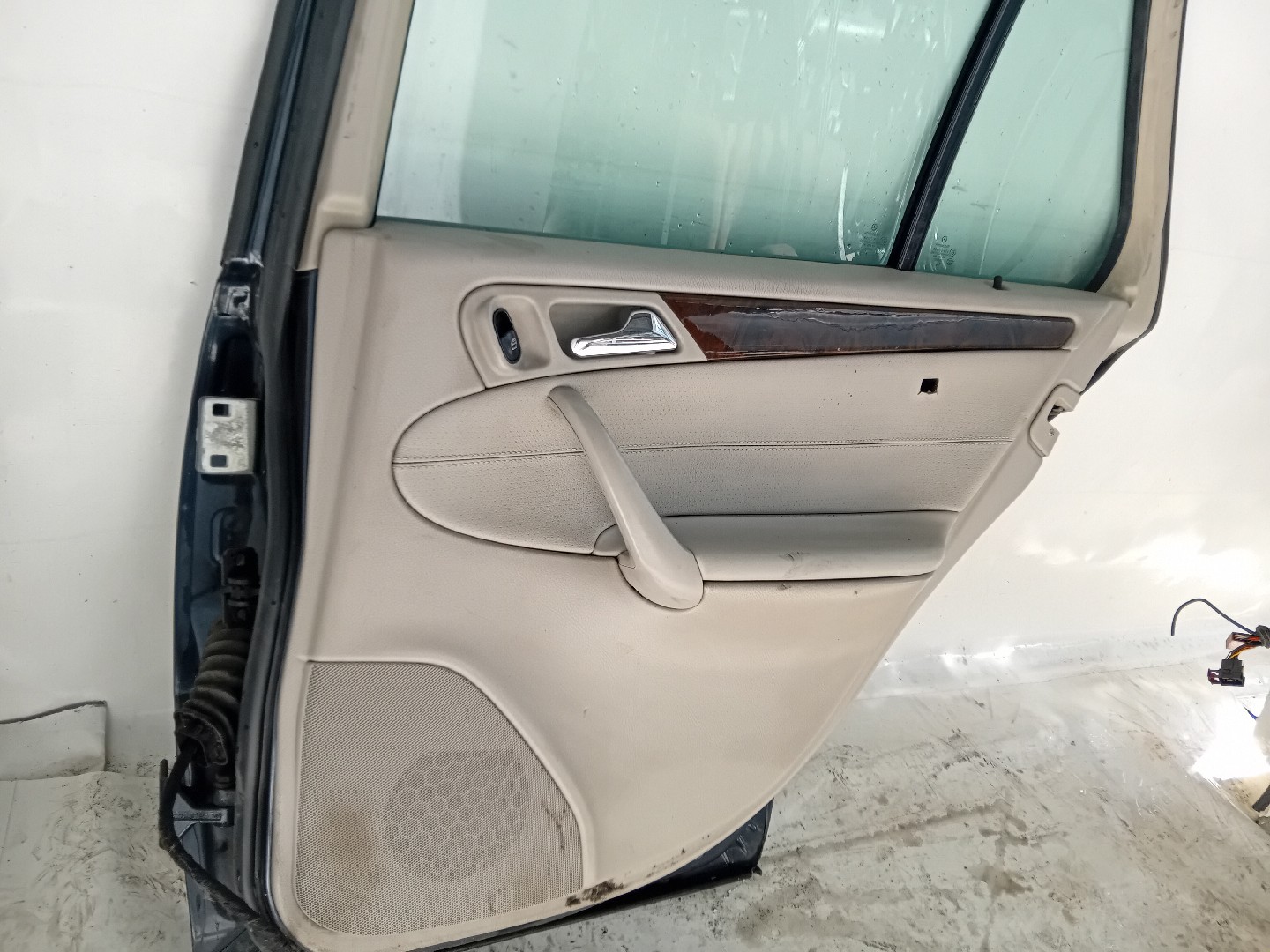 Front Door Right  MERCEDES-BENZ C-CLASS (W203) | 00 - 07 Imagem-7