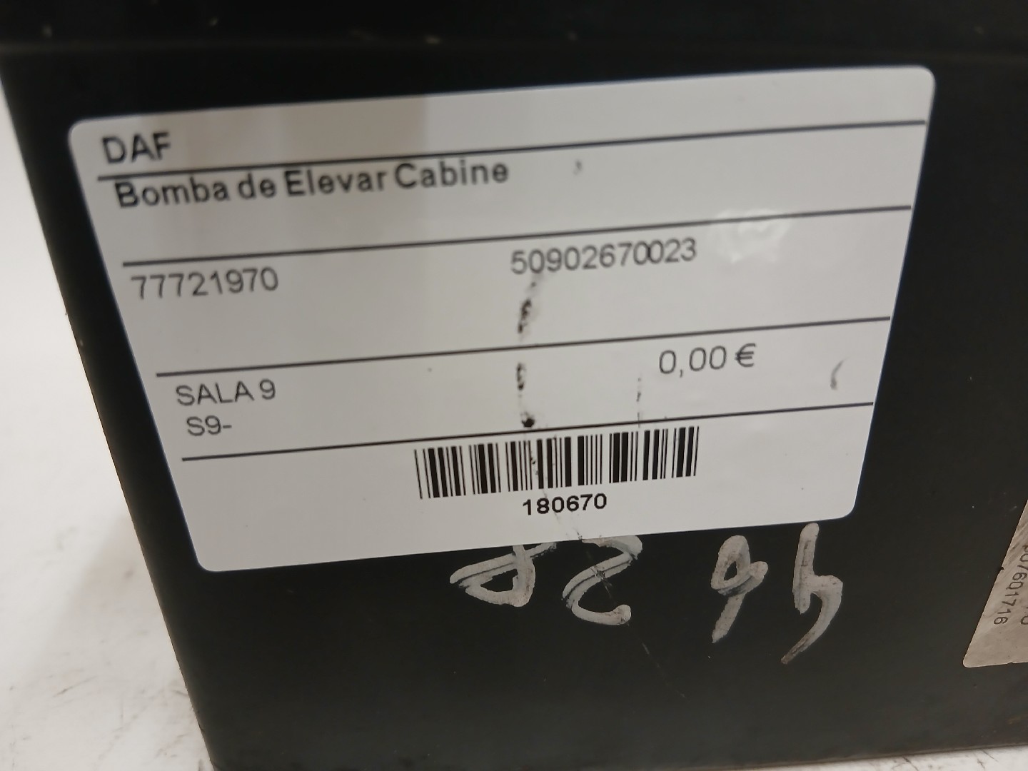 BOMBA DE ELEVAR  CABINE DAF XF 105 | 05 -  Imagem-1