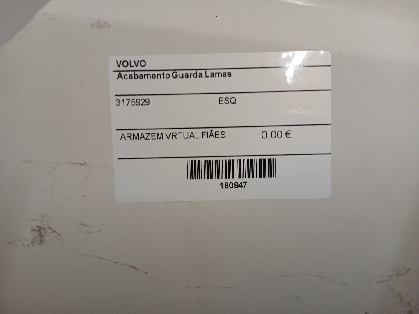 Acabamento Guarda Lamas VOLVO FH | 05 -  Imagem-3