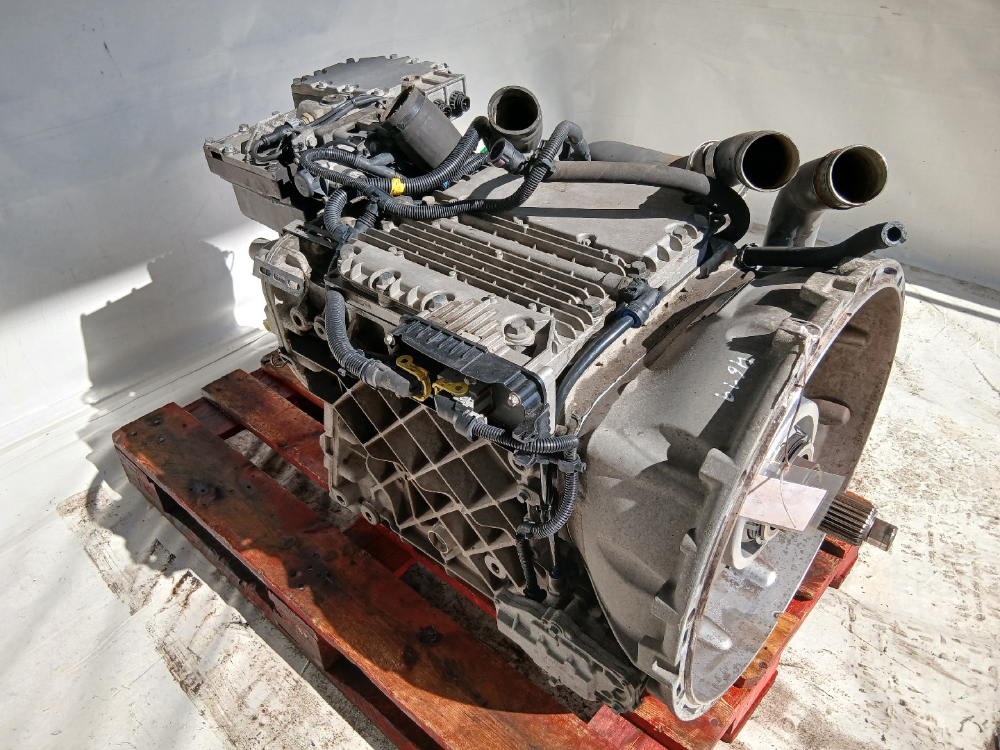 Caixa Velocidades RENAULT TRUCKS T-Serie | 13 -  Imagem-1
