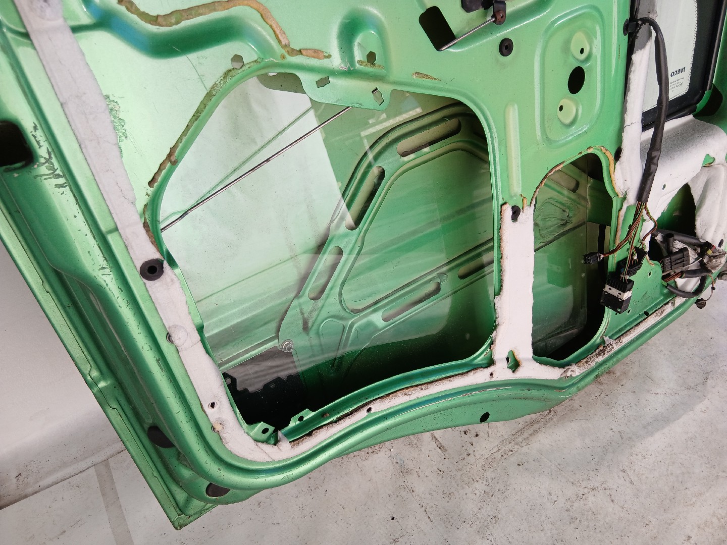 Front Door Left  IVECO EuroCargo IV | 15 Imagem-8