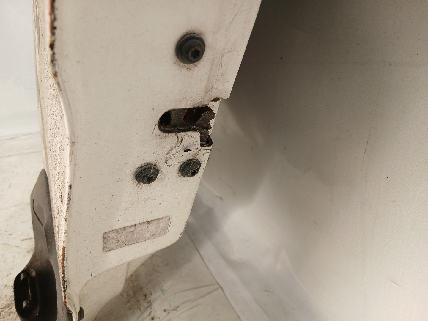 Front Door Left  SCANIA P,G,R,T - series | 03 -  Imagem-2